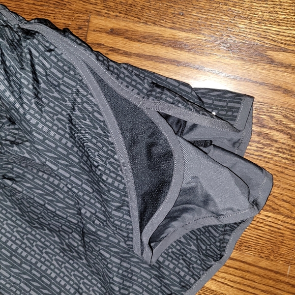 Under Armour Running shorts - Picture 8 of 8